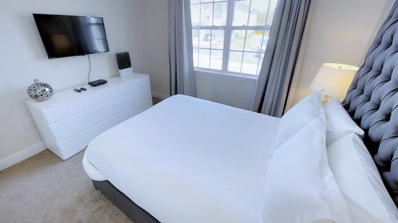 6 Bedroom Vacation Home With Pool ออร์ลันโด ภายนอก รูปภาพ