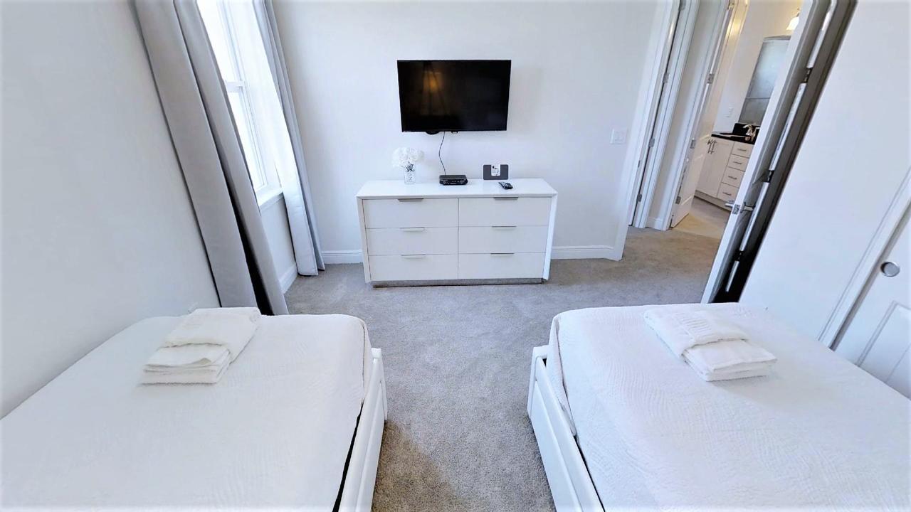 6 Bedroom Vacation Home With Pool ออร์ลันโด ภายนอก รูปภาพ